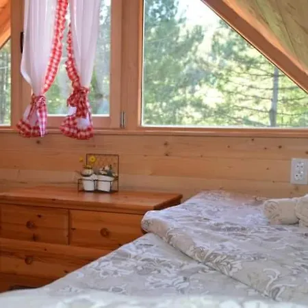 Drveni Raj Lopatnice