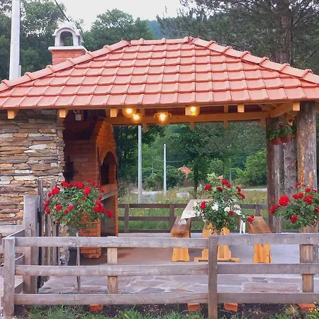 Drveni Raj Lopatnice * Lopatnica