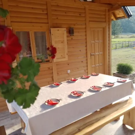 Drveni Raj Lopatnice Prázdninový dům *