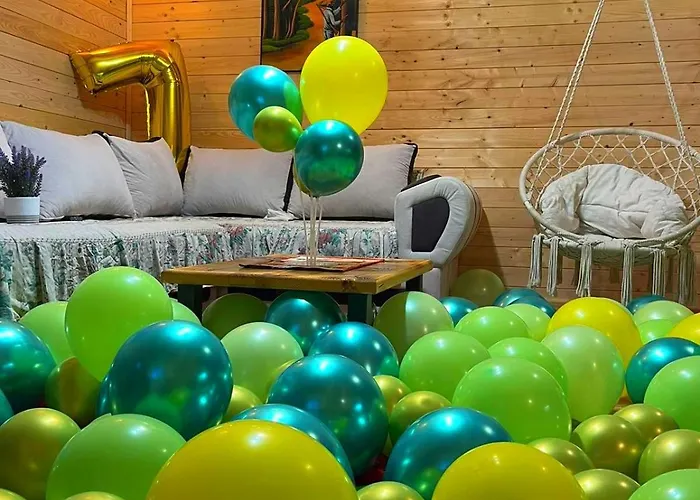 Drveni Raj Lopatnice بيت للعطل